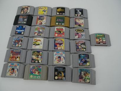 *NINTENDO
Twenty-five Nintendo 64 Pal games:...