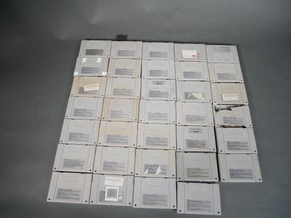*NINTENDO
Set of 34 European Super Nintendo...