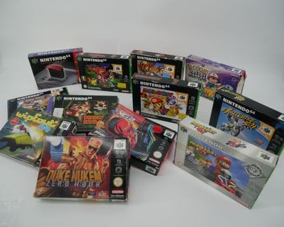 *NINTENDO
Eleven PAL games and one Expansion...