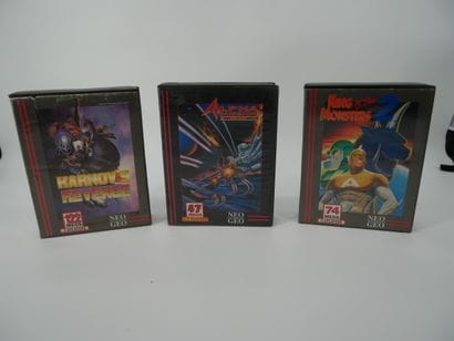 *SNK
Set of 3 games for NeoGeo AES in American...