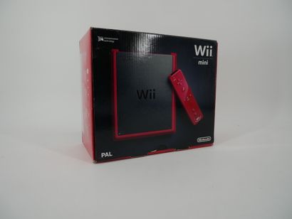 *NINTENDO. WII mini
Black and red games console
In...