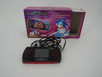 *SEGA. MEGA DRIVE REF. 7004
Black and red...