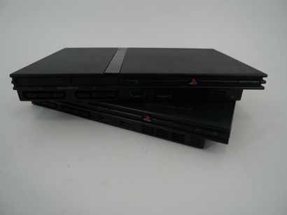 *SONY. PLAYSTATION 2
Two consoles 
As is
