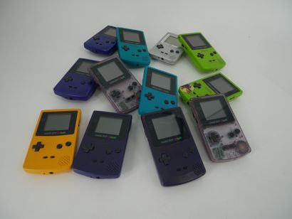 *NINTENDO. 
Set of eleven GAME BOY COLOR...