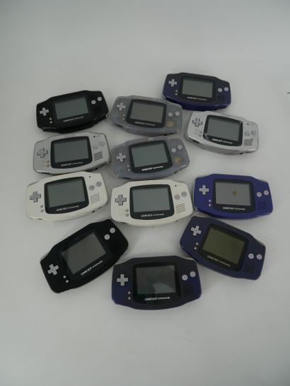 *NINTENDO.
Set of twelve GAME BOY ADVANCE...