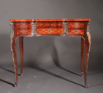Dressing table with rosewood and rosewood...