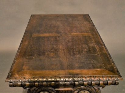 Table de milieu rectangulaire en noyer à...