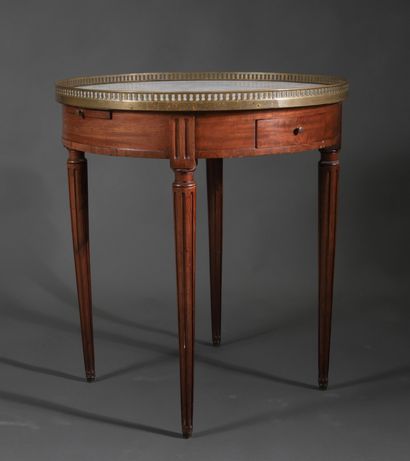 Hot-water bottle table in stained wood, with...