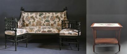 Lot : 
- Partie de salon comprenant deux...