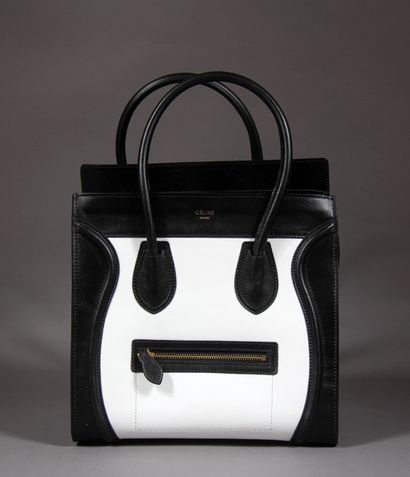 CELINE Paris
Sac modèle Luggage en veau noir...