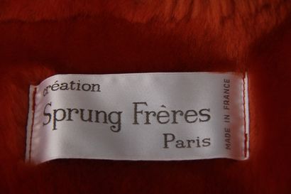 SPRUNG FRERES création
Manteau en agneau...
