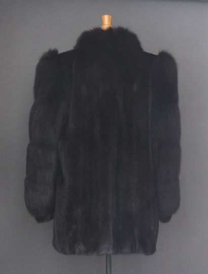 JAMA
Veste en vison,