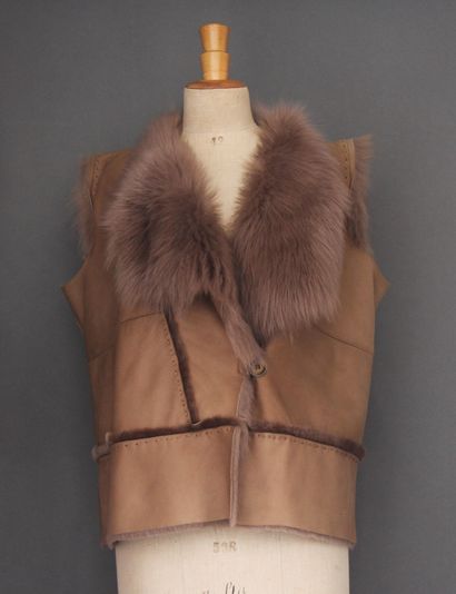Georges RECH
veste sans manche en cuir et...