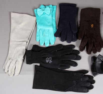 Sonia RYKIEL et divers 
Neuf paires de gants...