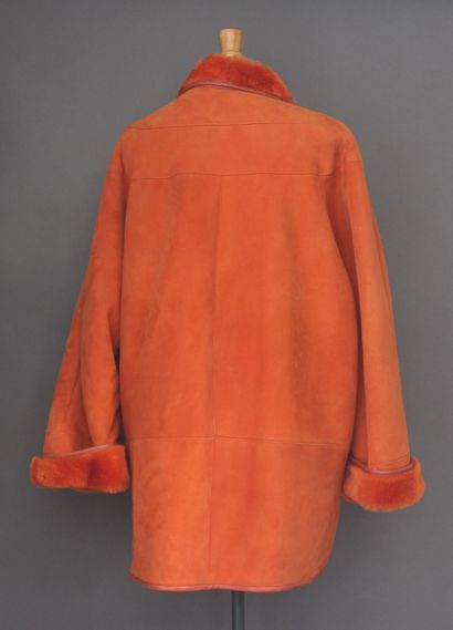 SPRUNG FRERES création
Manteau en agneau...