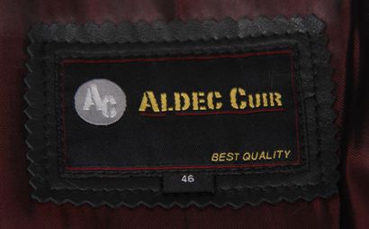 ALDEC Cuir
Veste en cuir noir à bandes en...