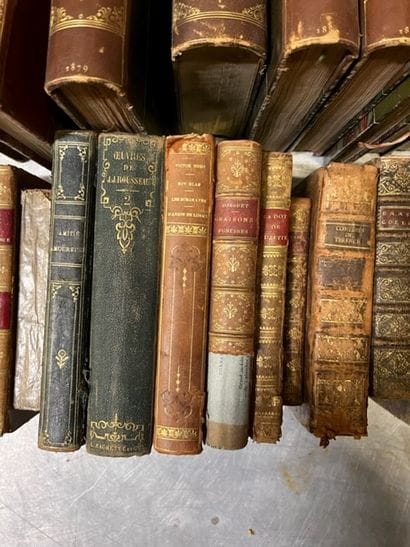 MISCELLANEOUS Large lot of bound works, including...