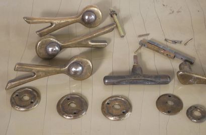 Otto FRIED (1922-2020)
- 3 metal door handles...