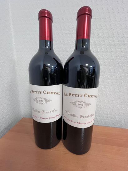 2 bottle s CHEVAL BLANC 1er cru classé A...