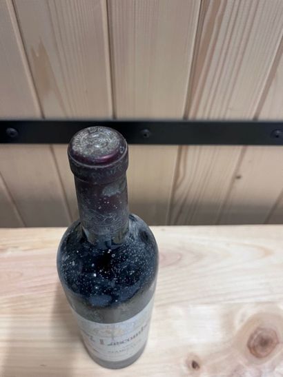 1 bottle CHEVALIER DE LASCOMBES, 2° cru Margaux,...