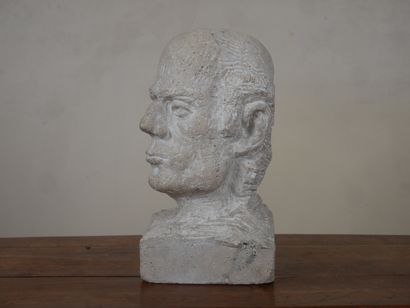 Modern school
Bust of a man
Carved stone...