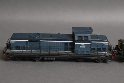 JOUEF (HO)
Two SNCF locomotives BB-12079,...