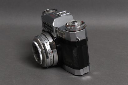 ZEISS IKON
- Camera model Contaflex, shutter...