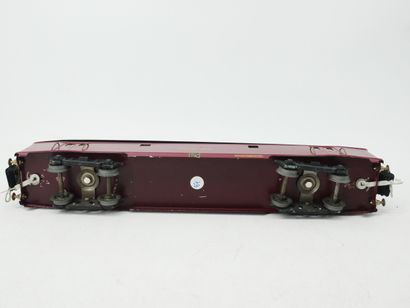 Painted metal lot, including:
- 2 SNCF side-door...