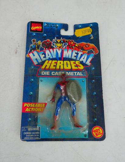 SPIDERMAN 
Lot including: 
- 1 large Spiderman...