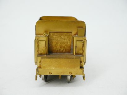 KMT (Japan):
Great Northern Class L-1 2-6-6-2
Metal...
