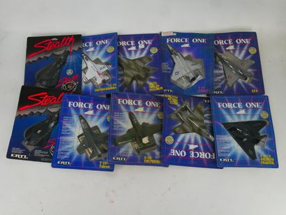 ERTL (USA) : 
Important lot de 45 avions...
