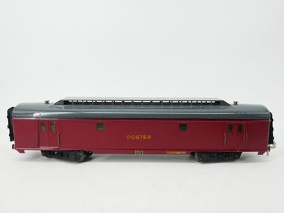 Painted metal lot, including:
- 2 SNCF side-door...