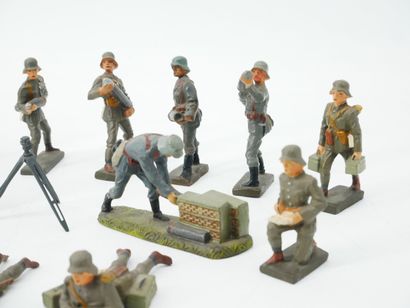LINEOL (Germany) :
Ensemble de 19 figurines...