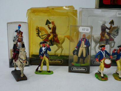 ELASTOLIN Germany:
Lot of painted plastic...