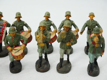 ELASTOLIN (Germany):
Set of 19 painted composition...