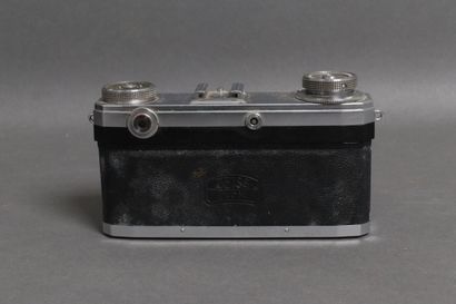 ZEISS IKON
- Camera model Contaflex, shutter...