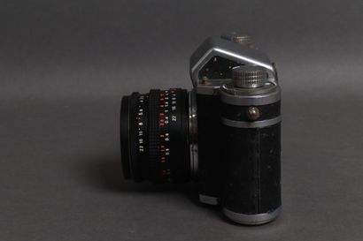 RECTAFLEX
Camera n°29065, obj. Pentacon 3.5/30
One...