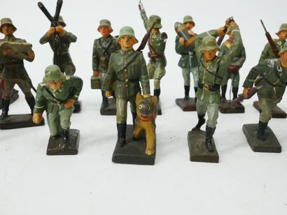 LINEOL (Germany):
Set of 23 figures in painted...