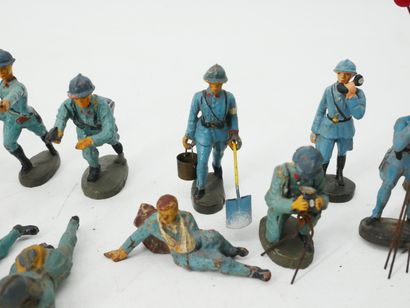 ELASTOLIN (Germany):
Set of 13 painted composition...