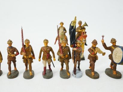 ELASTOLIN (Germany):
Set of 16 painted composition...