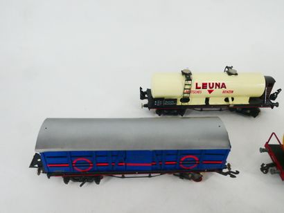 Lot including:
- Two Pullman JEP Unis France...