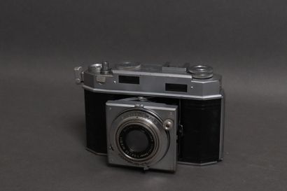 Set of five gusseted cameras :
- WELTA
Welti...