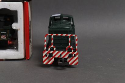 JOUEF HO
- Steam locomotive 040 TA ref 8292,...