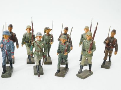 LINEOL (Germany) :
Ensemble de 21 figurines...