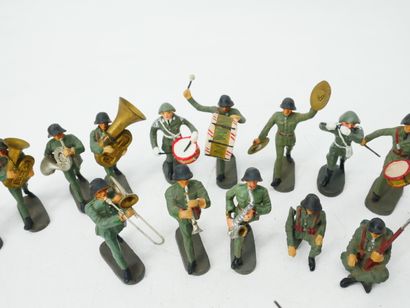 ELASTOLIN (Germany):
Set of 16 figures in...
