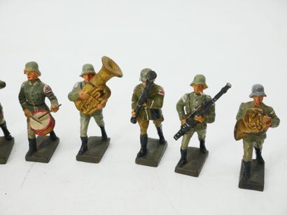 LINEOL (Germany): 
Set of 17 painted composition...