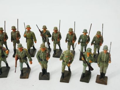 LINEOL (Germany):
Set of 23 figures in painted...
