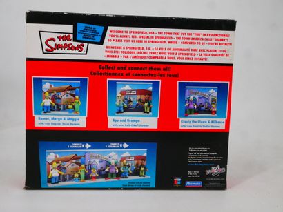 THE SIMPSONS and Miscellaneous
Lot including:
-...