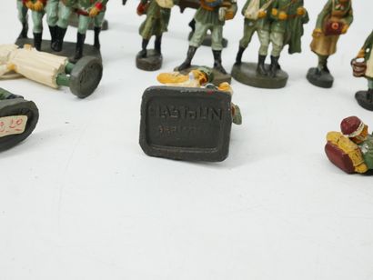 ELASTOLIN (Germany):
Set of 20 painted composition...