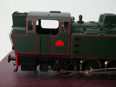 FULGUREX :
SNCF 050 TQ
Metal locomotive.
Electric...